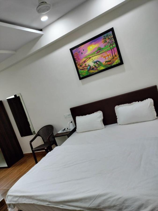 Hotel Satkar International Chhindwāra Exterior photo