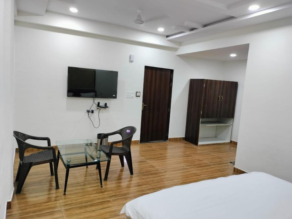 Hotel Satkar International Chhindwāra Exterior photo