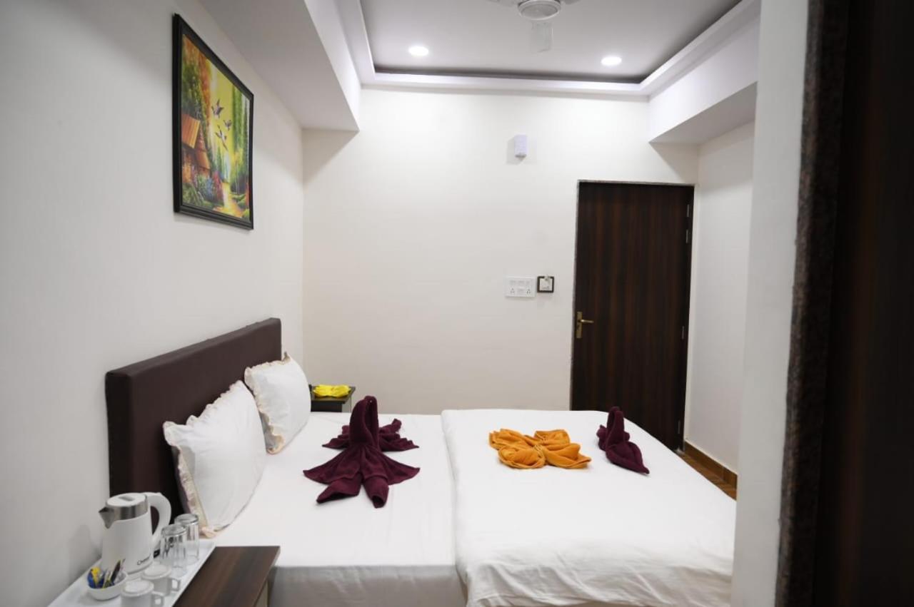 Hotel Satkar International Chhindwāra Exterior photo